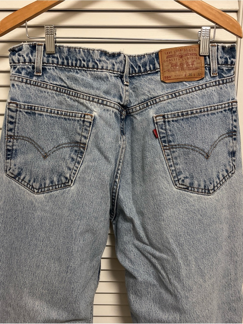 VTG 1998 Levi's 550 Relaxed Fit Men's Jeans - Light Blue 36x32